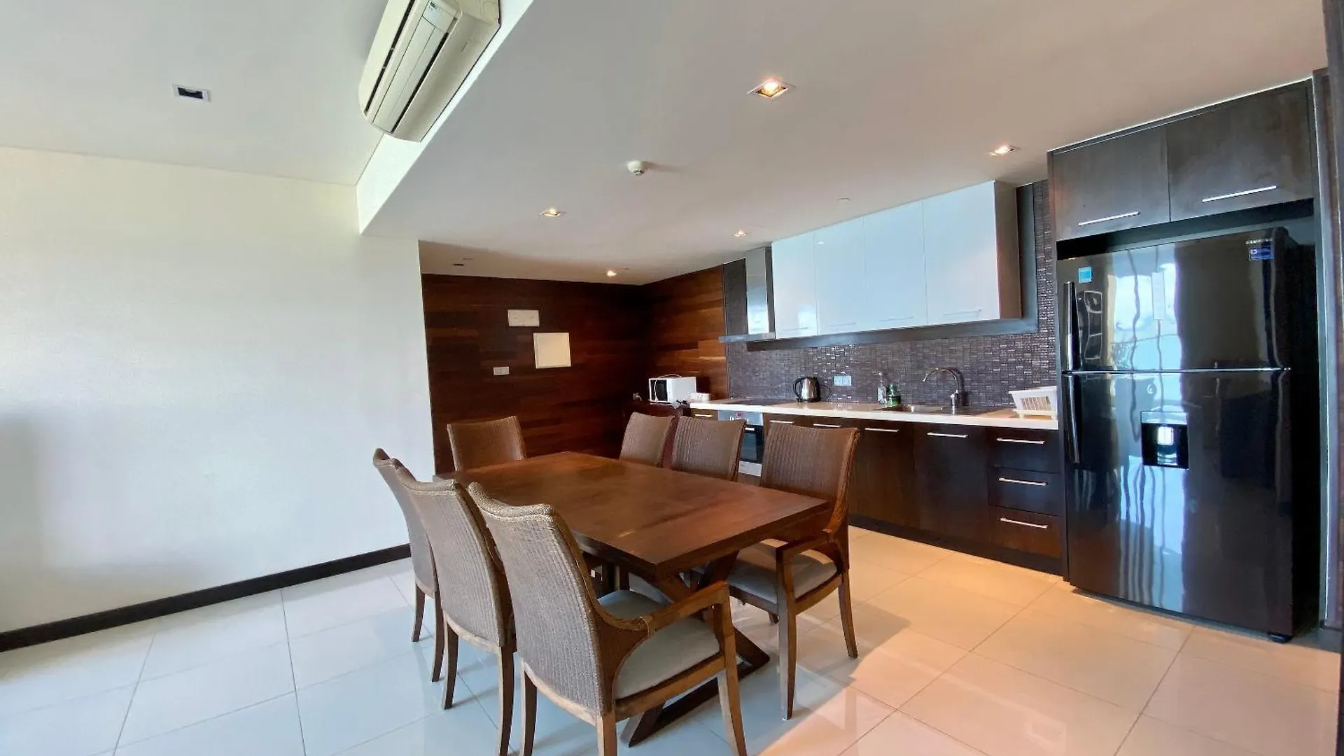 Apartment The Costa Luxury 2 Bedrooms, Seaview Nha Trang