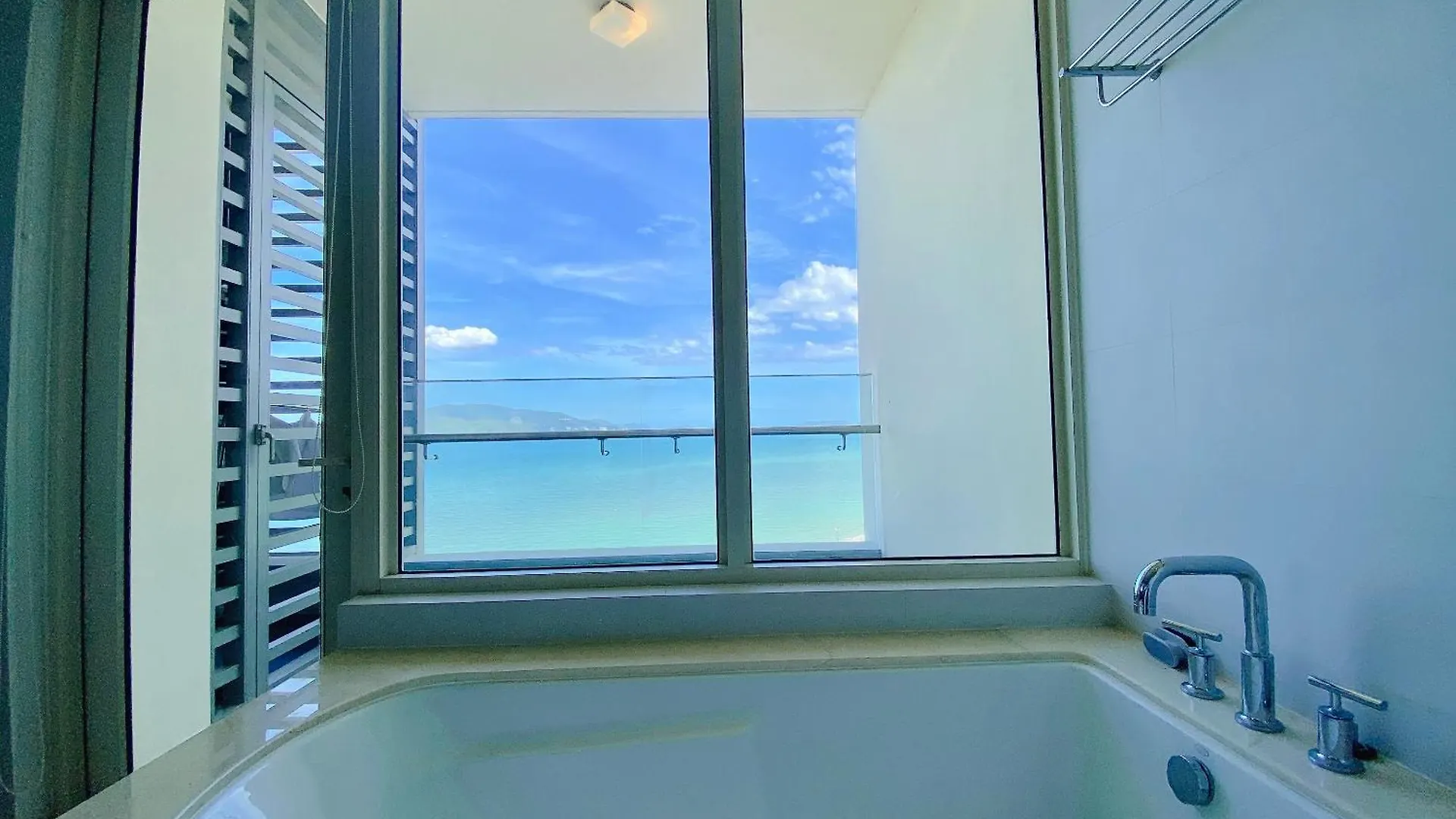 Apartment The Costa Luxury 2 Bedrooms, Seaview Nha Trang