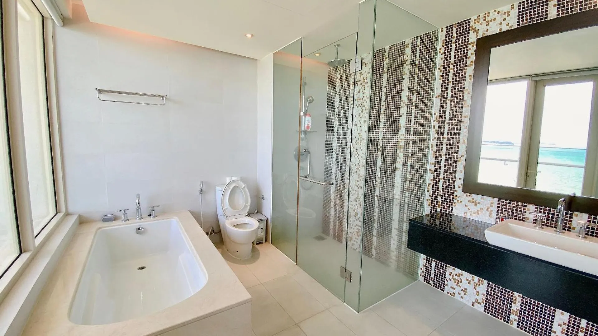 The Costa Luxury 2 Bedrooms, Seaview Nha Trang 0*,